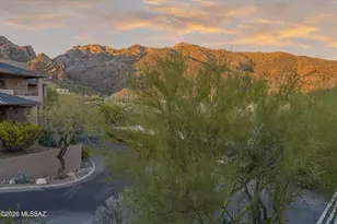 6655 N Canyon Crest Dr, Tucson, AZ 85750 - Photo 20