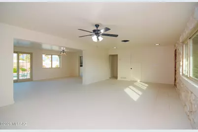 9043 E Bellevue Street, Tucson, AZ 85715 - Photo 8
