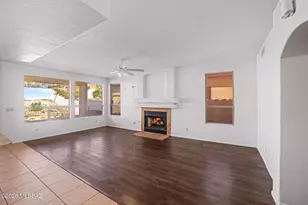 9657 E Briana Ln, Tucson, AZ 85748 - Photo 12