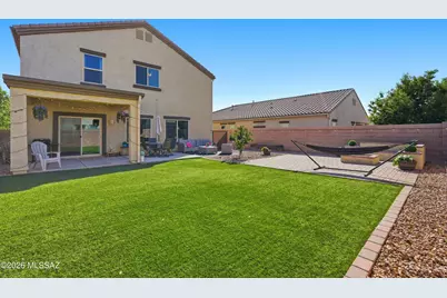 9042 W Grayling Drive, Marana, AZ 85653 - Photo 2