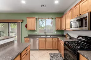 17612 S Bronze Mountain Pass, Vail, AZ 85641 - Photo 16