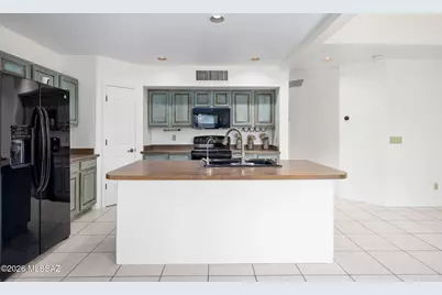 8786 E Corte Caida Del Sol, Tucson, AZ 85715 - Photo 10