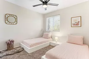 669 W Cholla Crest Dr, Green Valley, AZ 85614 - Photo 36