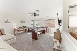 669 W Cholla Crest Dr, Green Valley, AZ 85614 - Photo 4