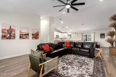 2377 W Old Ajo Way, Tucson, AZ 85746 - Photo 12