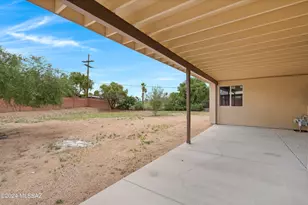 2033 S Augusta Pl, Tucson, AZ 85710 - Photo 22