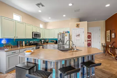 470 W Calle Artistica, Green Valley, AZ 85614 - Photo 8