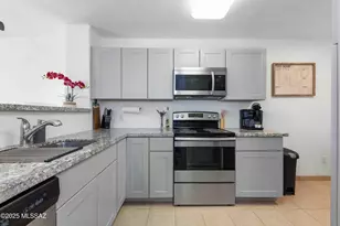 5675 N Camino Esplendora, Tucson, AZ 85718 - Photo 10