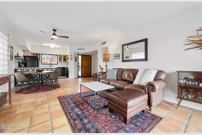 3863 S Calle Del Escudo, Green Valley, AZ 85622 - Photo 4