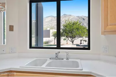 6162 N Via Acacia, Tucson, AZ 85718 - Photo 12