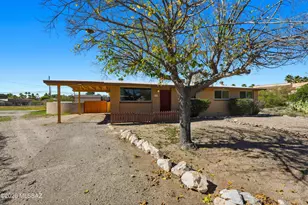 210 S Alandale Pl, Tucson, AZ 85710 - Photo 2