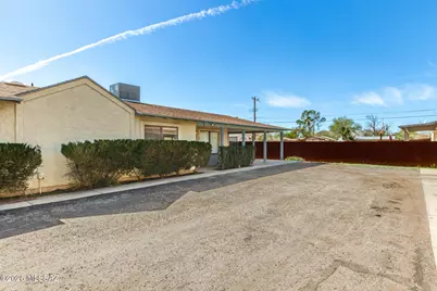 1979 N Belvedere Avenue #2, Tucson, AZ 85712 - Photo 2