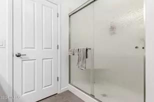 829 N Broken Hills Dr, Green Valley, AZ 85614 - Photo 16