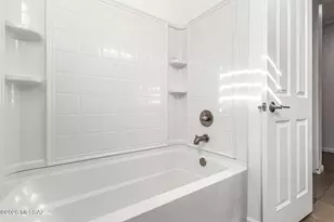 829 N Broken Hills Dr, Green Valley, AZ 85614 - Photo 22