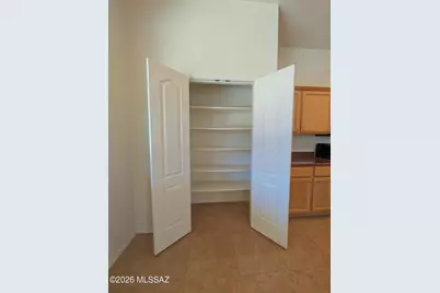 2033 W Acacia Bluffs Drive, Green Valley, AZ 85622 - Photo 12