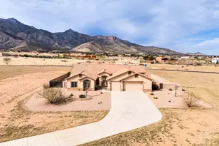 6233 E Molly Dr, Hereford, AZ 85615 - Photo 46