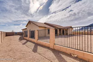 6233 E Molly Dr, Hereford, AZ 85615 - Photo 44