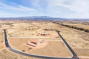 6233 E Molly Dr, Hereford, AZ 85615 - Photo 48