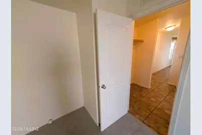 3833 N Fairview Avenue #76, Tucson, AZ 85705 - Photo 18