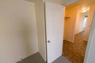 3833 N Fairview Ave, Tucson, AZ 85705 - Photo 18