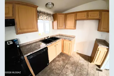 3833 N Fairview Avenue #76, Tucson, AZ 85705 - Photo 32