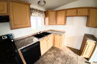 3833 N Fairview Ave, Tucson, AZ 85705 - Photo 32