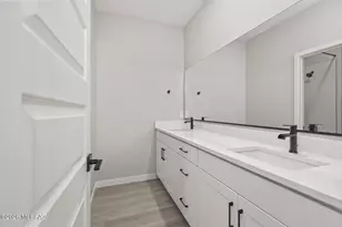 7810 S Wild Pr Dr, Tucson, AZ 85757 - Photo 14