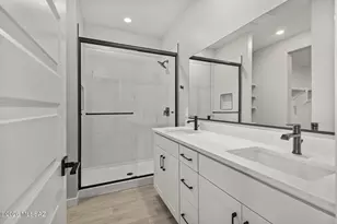 7810 S Wild Pr Dr, Tucson, AZ 85757 - Photo 10