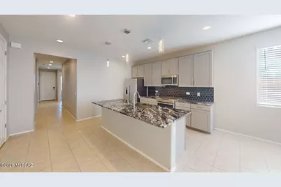 7712 S Star Wash Loop, Tucson, AZ 85757 - Photo 4