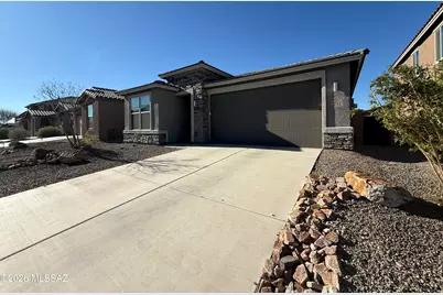 7712 S Star Wash Loop, Tucson, AZ 85757 - Photo 2