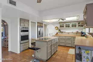 800 E Camino Alberca, Tucson, AZ 85718 - Photo 14