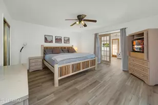 800 E Camino Alberca, Tucson, AZ 85718 - Photo 22