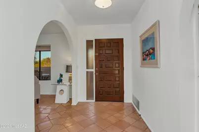 800 E Camino Alberca, Tucson, AZ 85718 - Photo 6