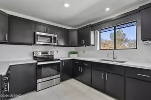 207 Petalo Ct, Rio Rico, AZ 85648 - Photo 14