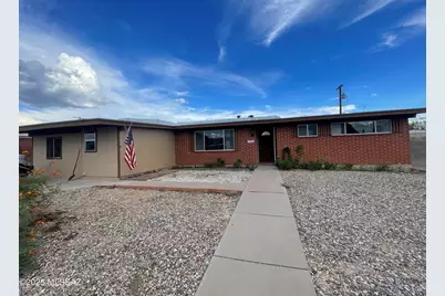 7434 E 24th Street, Tucson, AZ 85710 - Photo 1