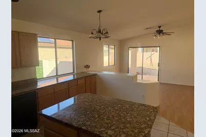 6927 W Red Rock Drive, Tucson, AZ 85743 - Photo 4