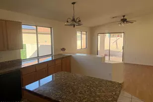 6927 W Red Rock Dr, Tucson, AZ 85743 - Photo 4