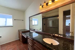 4221 N Summer Set Dr, Tucson, AZ 85750 - Photo 12