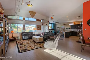 3398 S Abrego Dr, Green Valley, AZ 85614 - Photo 4