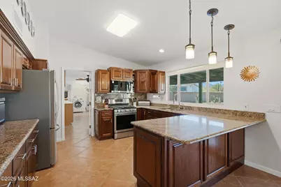 4821 N Calle Llanura, Tucson, AZ 85745 - Photo 8