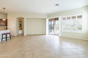 12648 N New Reflection Dr, Marana, AZ 85658 - Photo 8