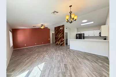 8747 N Golden Moon Way, Tucson, AZ 85743 - Photo 6