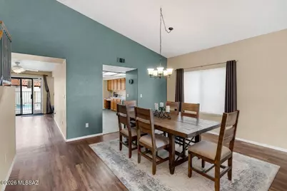1111 W Graythorn Place, Tucson, AZ 85737 - Photo 6