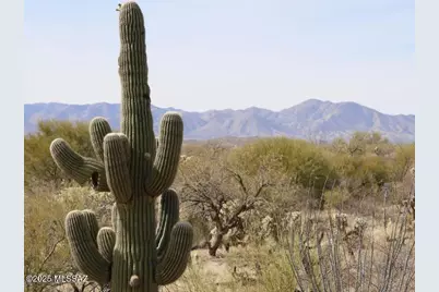 5031 Helmet Peak Road, Sahuarita, AZ 85629 - Photo 12