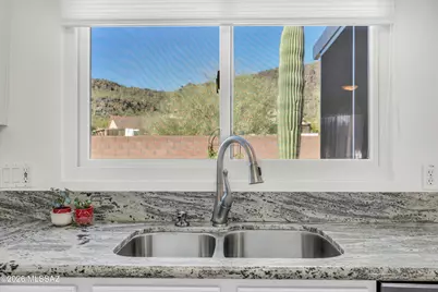 9471 N Whispering Shadows Way, Tucson, AZ 85743 - Photo 18