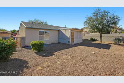 8911 E Fairway Groves Drive, Tucson, AZ 85730 - Photo 34