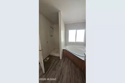 7983 N Team Roper Road, Tucson, AZ 85743 - Photo 12