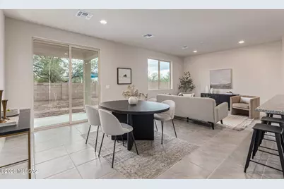 8829 N Sherry Cervi Way, Tucson, AZ 85743 - Photo 32