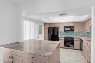 18 W Valle Pl, Tucson, AZ 85737 - Photo 12