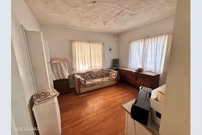 2328 E Hawthorne Street, Tucson, AZ 85719 - Photo 2